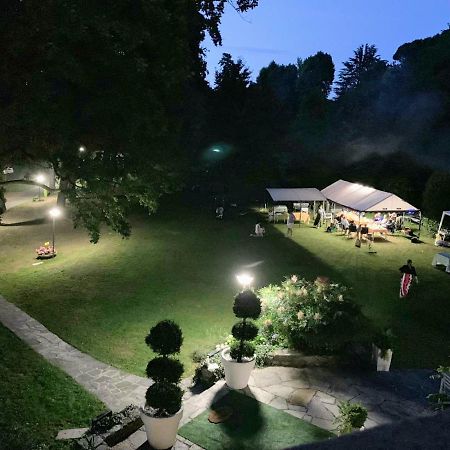 "La Selvetta" Bed And Breakfast Buguggiate ภายนอก รูปภาพ