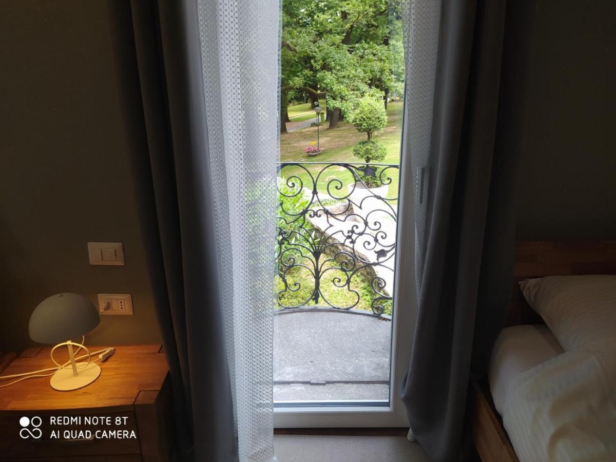 "La Selvetta" Bed And Breakfast Buguggiate ภายนอก รูปภาพ