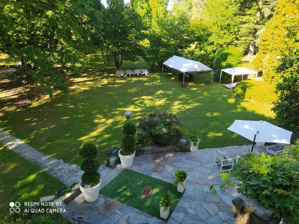 "La Selvetta" Bed And Breakfast Buguggiate ภายนอก รูปภาพ