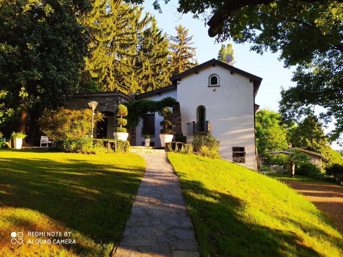 "La Selvetta" Bed And Breakfast Buguggiate ภายนอก รูปภาพ